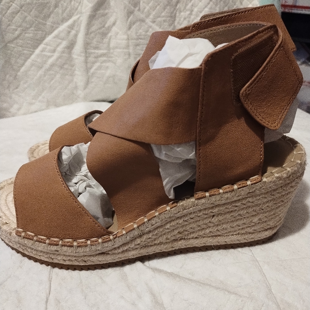Eileen Fisher Honey sandal